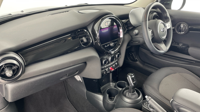 MINI Hatchback 1.5 Cooper Classic Premium 3dr Auto Petrol Hatchback